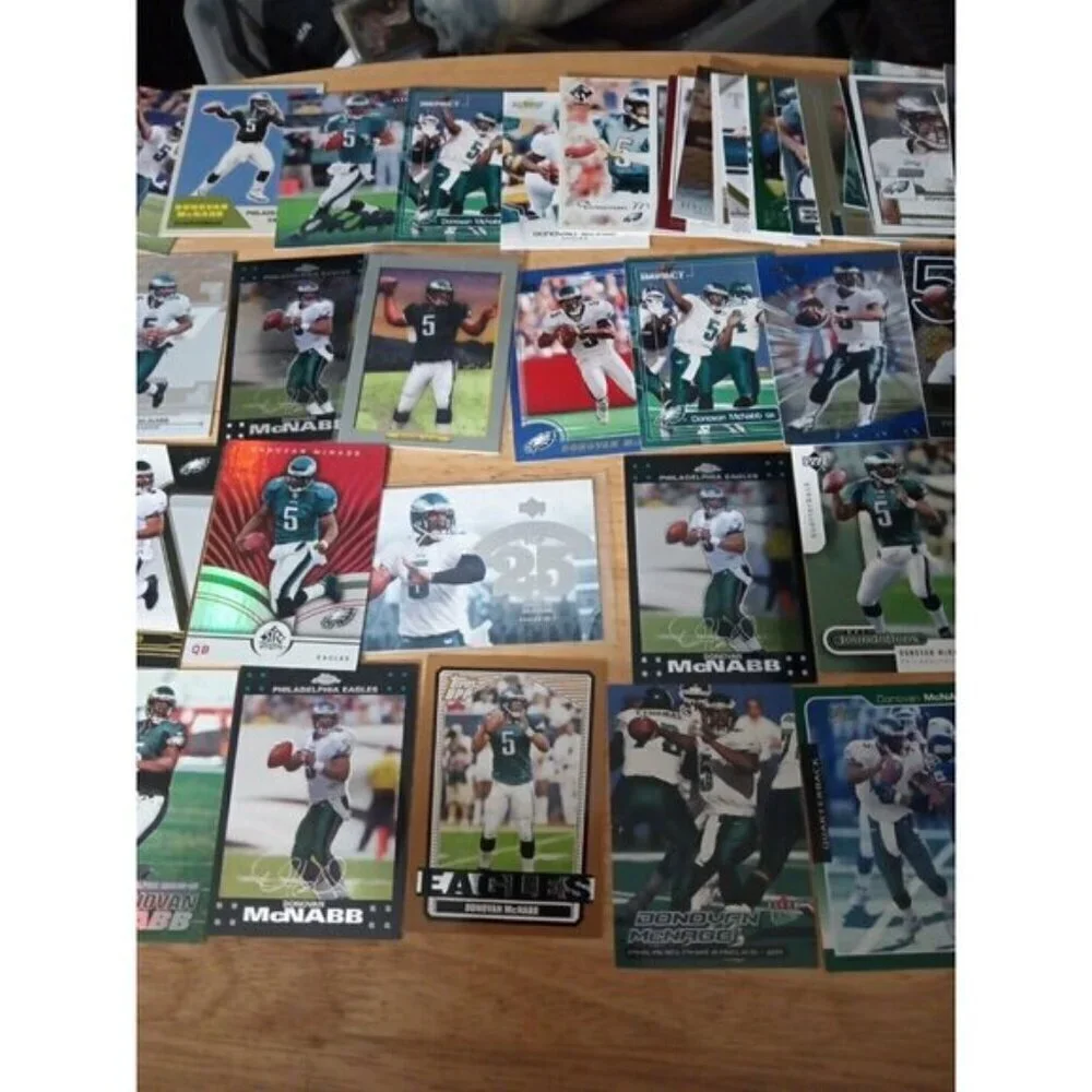 Lot Of 50 Donovan McNabb Philadelphia Eagles NFL Football Cards